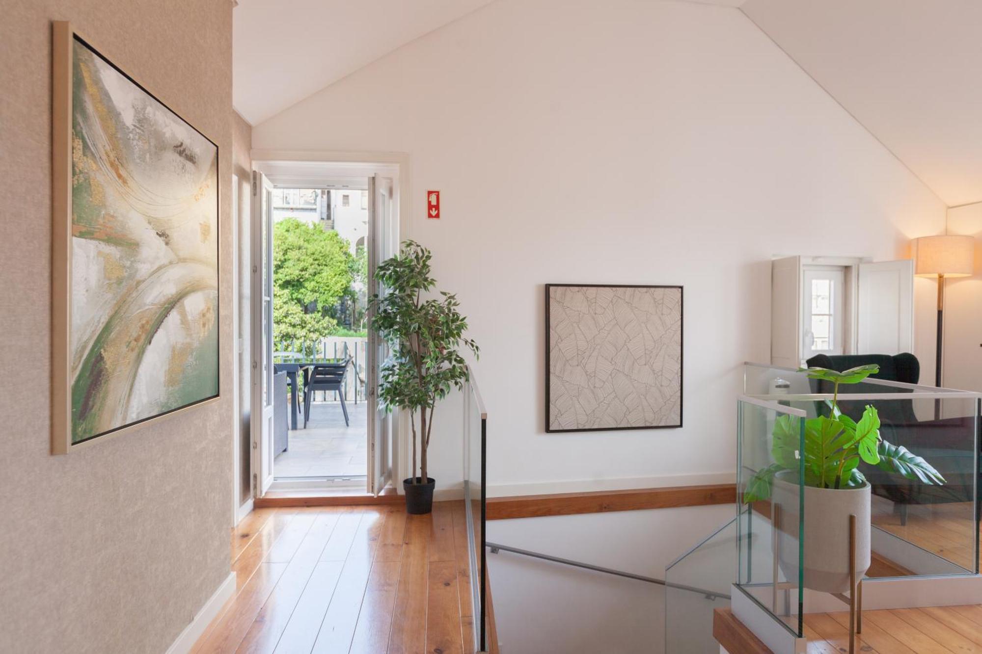 Flh Portas Do Sol Duplex With Terrace Apartment Lisbon Exterior photo
